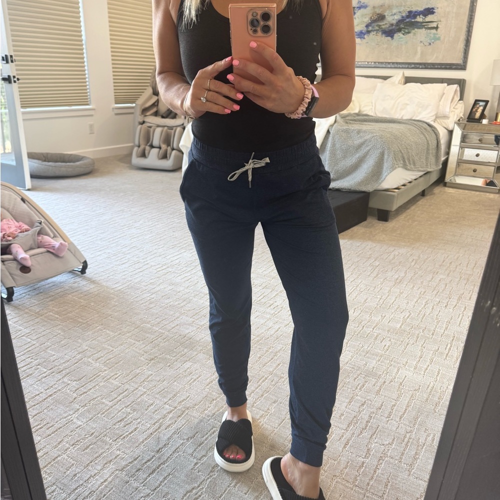 Women's Navy Jogger Pants